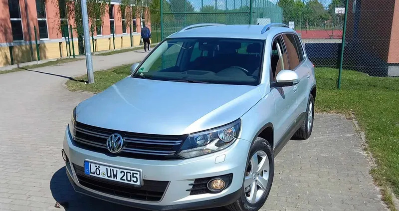 samochody osobowe Volkswagen Tiguan cena 52900 przebieg: 189300, rok produkcji 2012 z Bielawa